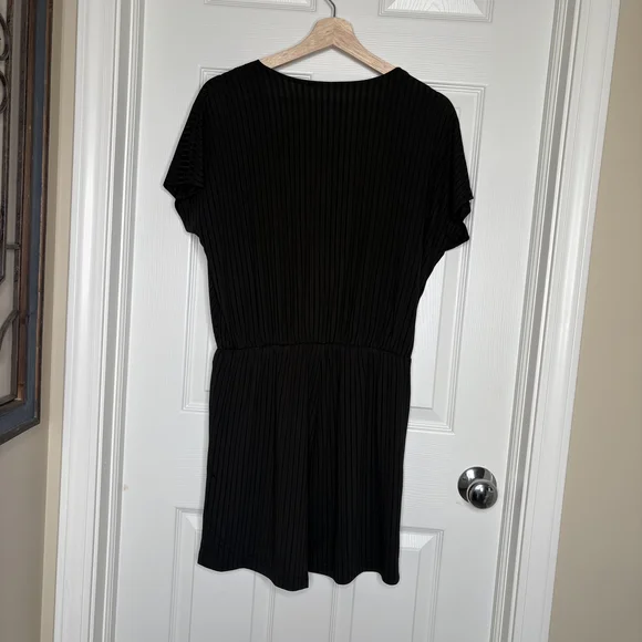 Zaful Black V-Neck Romper Size Large - Picture 3 of 5